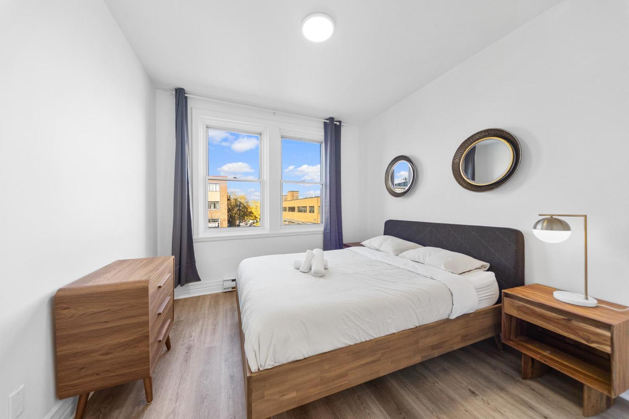 Modern And Cozy 4 Bedrooms Sleep 12 Montréal Extérieur photo