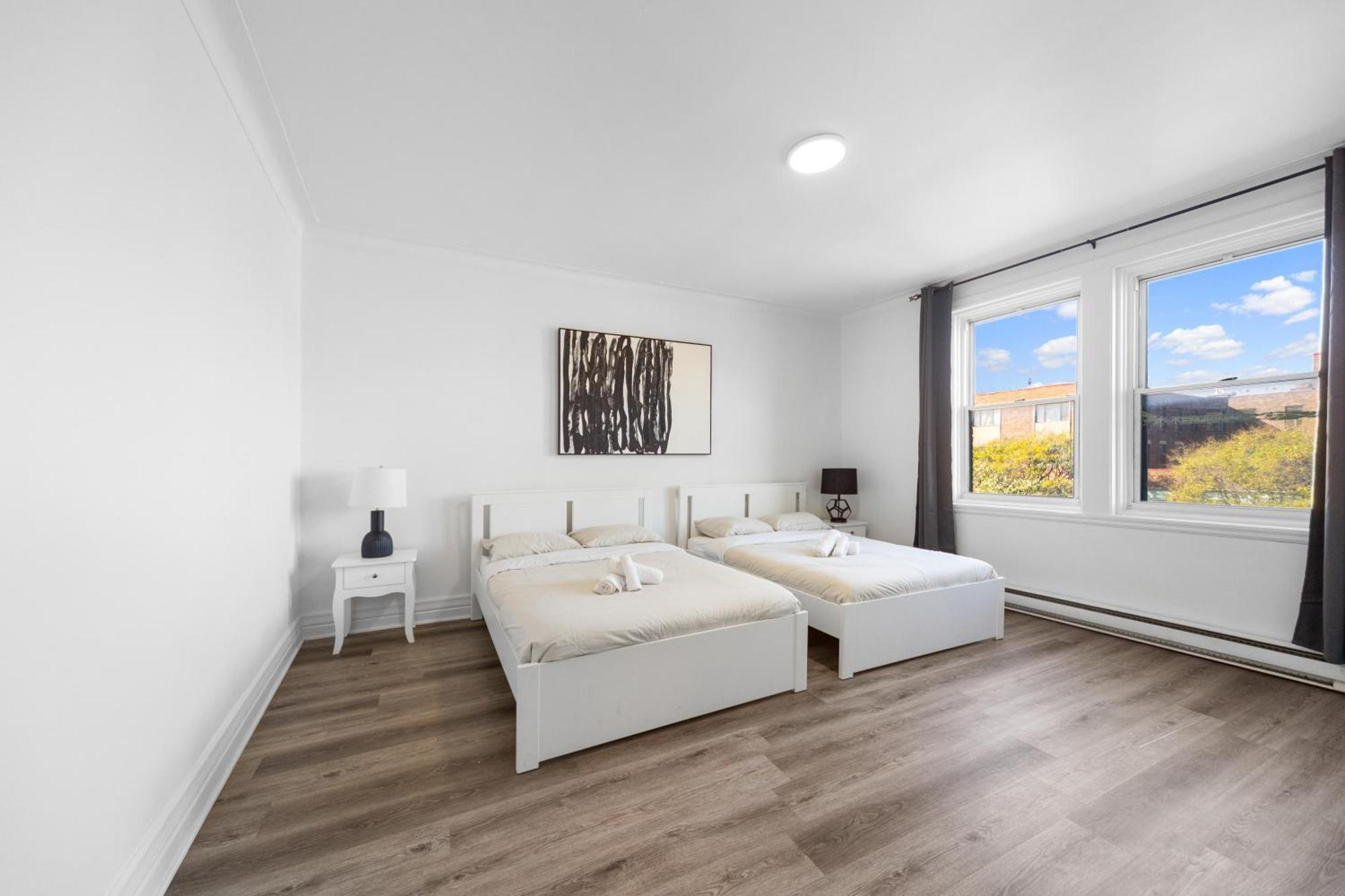 Modern And Cozy 4 Bedrooms Sleep 12 Montréal Extérieur photo
